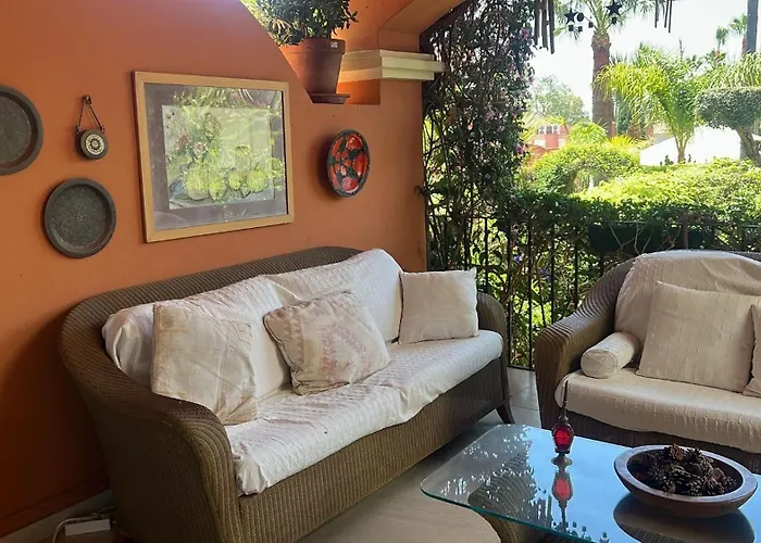 Vasari-la Alzambra 別荘 *